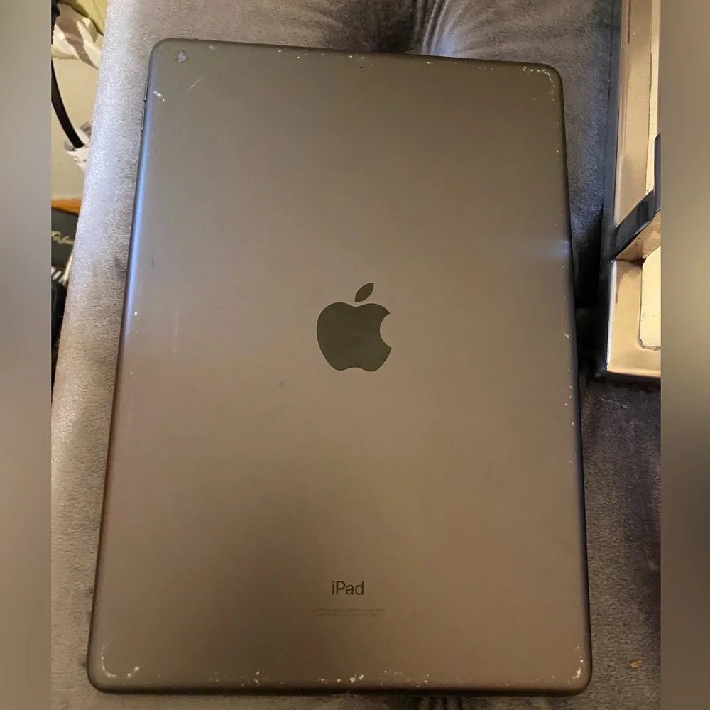 9th generation iPad 64gb